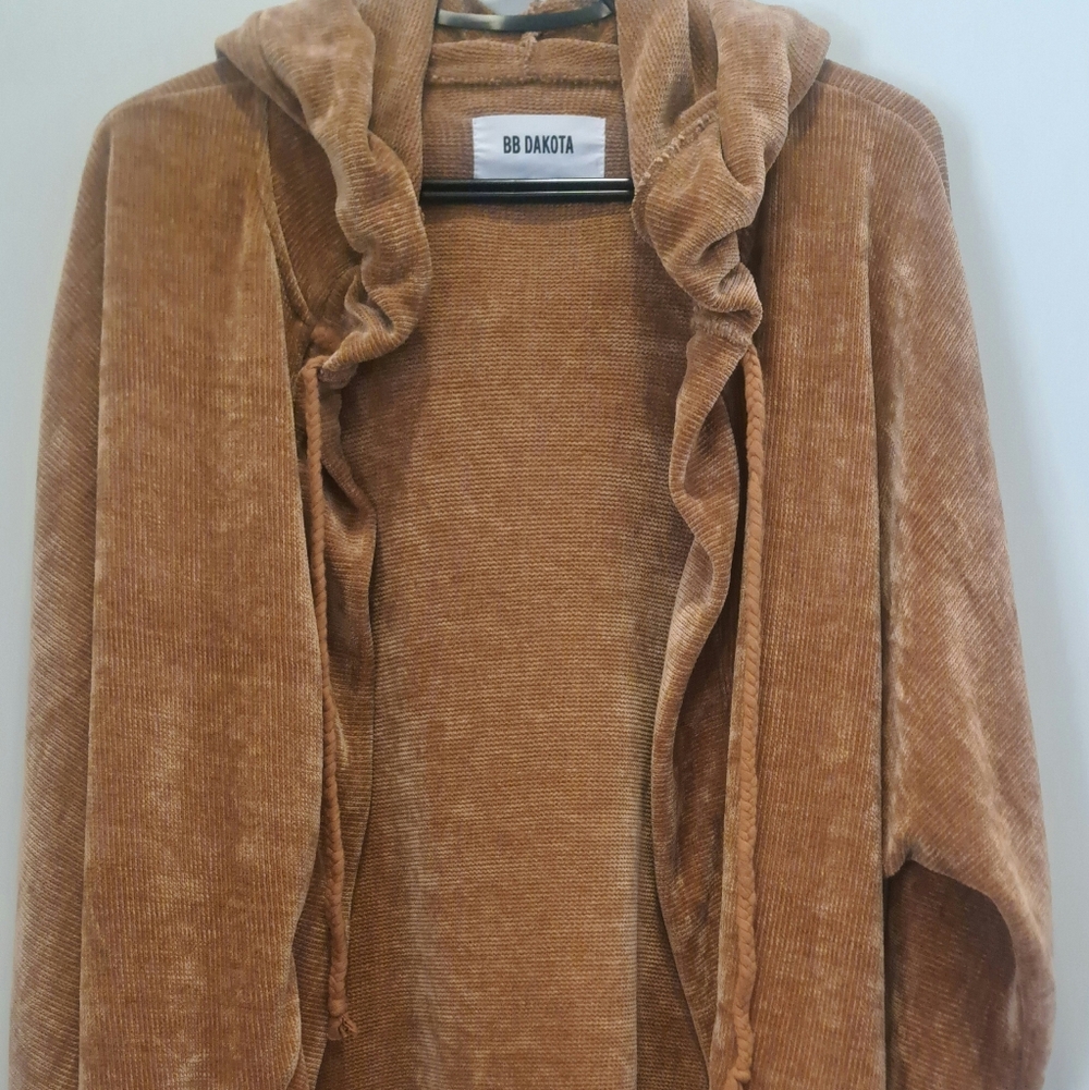 BB Dakota Women's Brown  Sweater